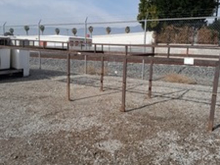 lot#-302-truck-rack-image-1