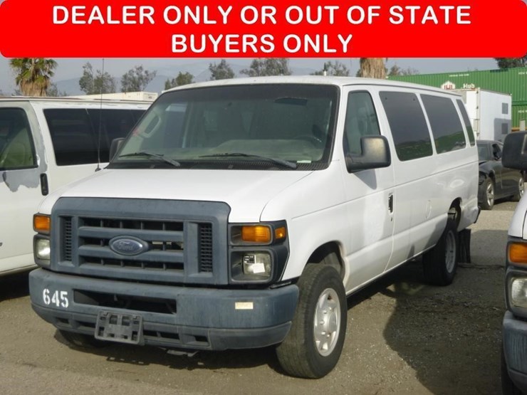 2012-ford-e350-image-1