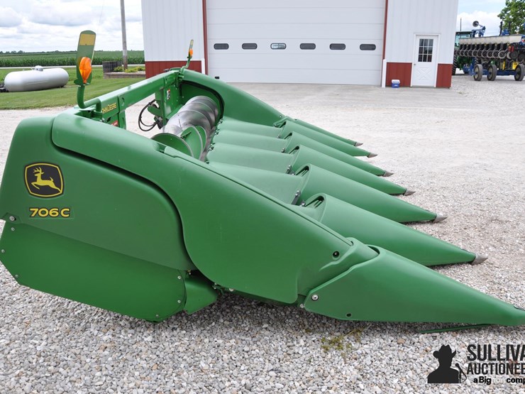 2019-john-deere-706c-image-4