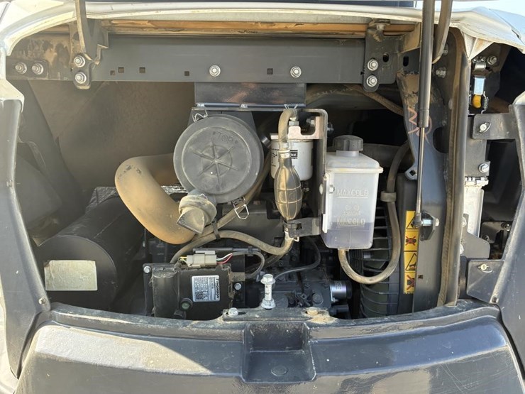 2023-bobcat-e32i-image-12