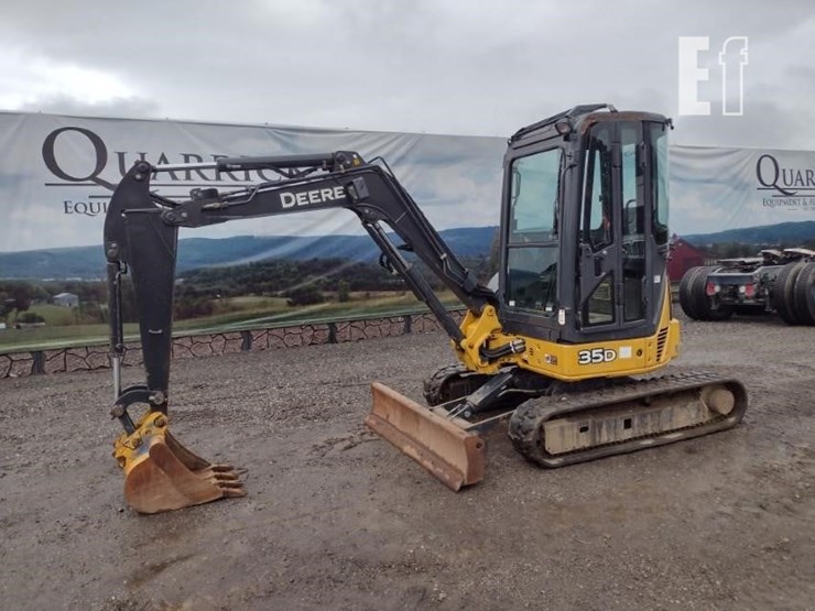 2007-deere-35d-image-50