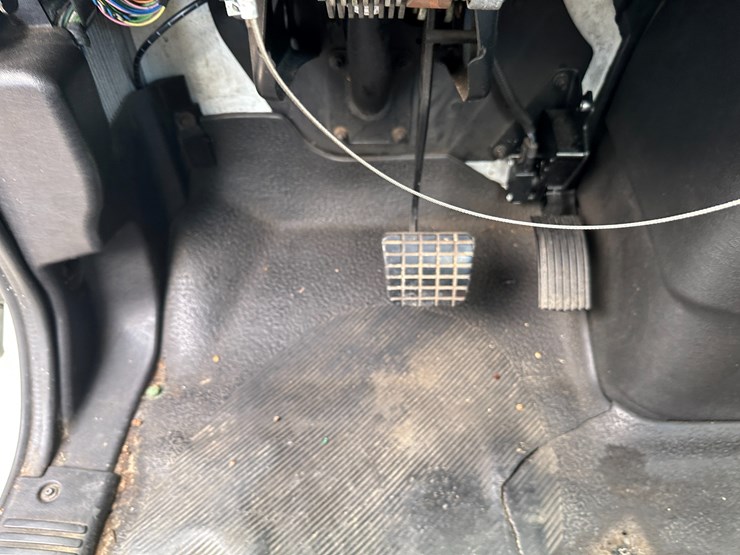 2006-international-durastar-4400-image-52