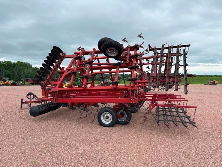 case-ih-4200-image-7