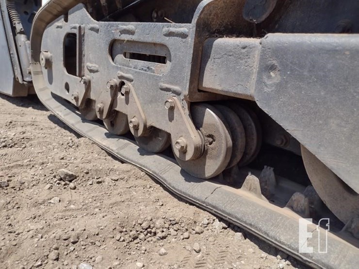 2015-bobcat-mt55-image-19