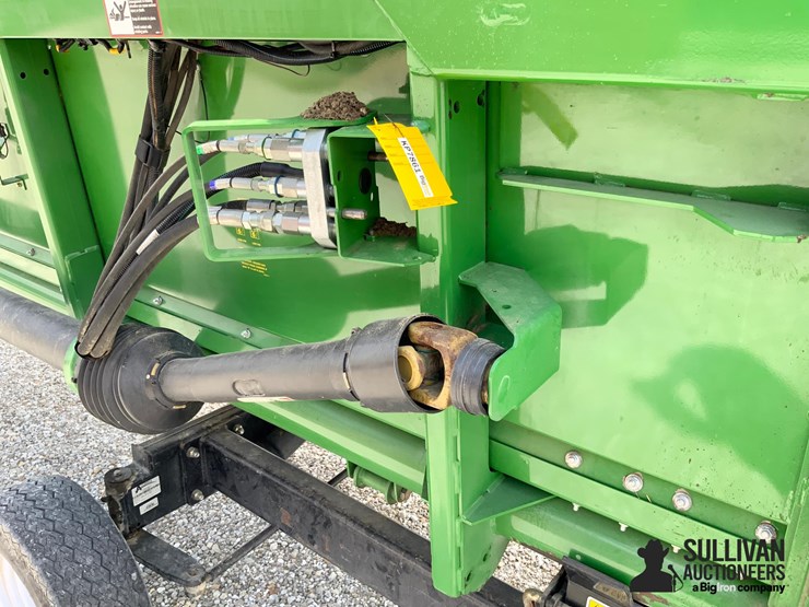 2014-john-deere-630f-image-11