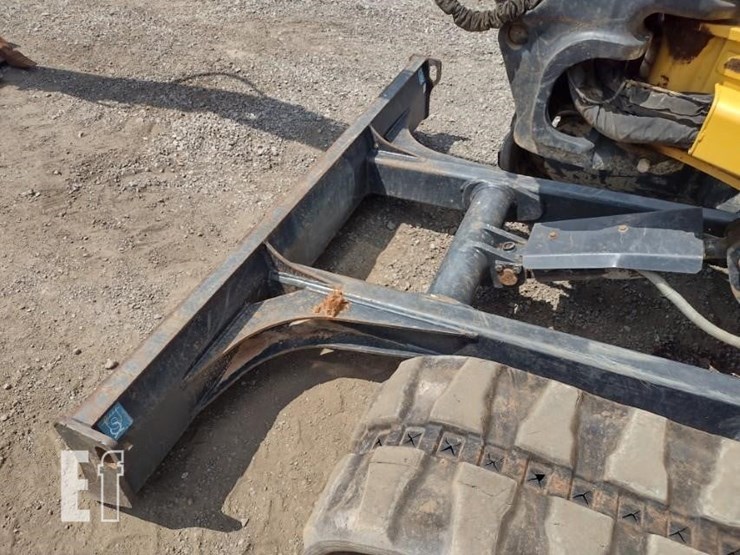 2022-deere-50g-image-26