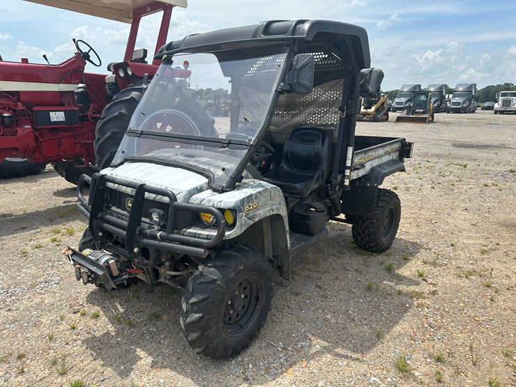 john-deere-gator-image-1