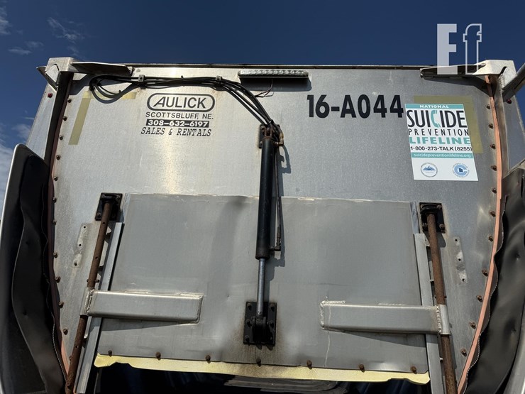 2016-aulick-ind-50ft-live-bottom-image-30