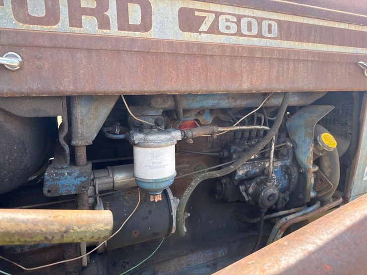 ford-7600-image-17