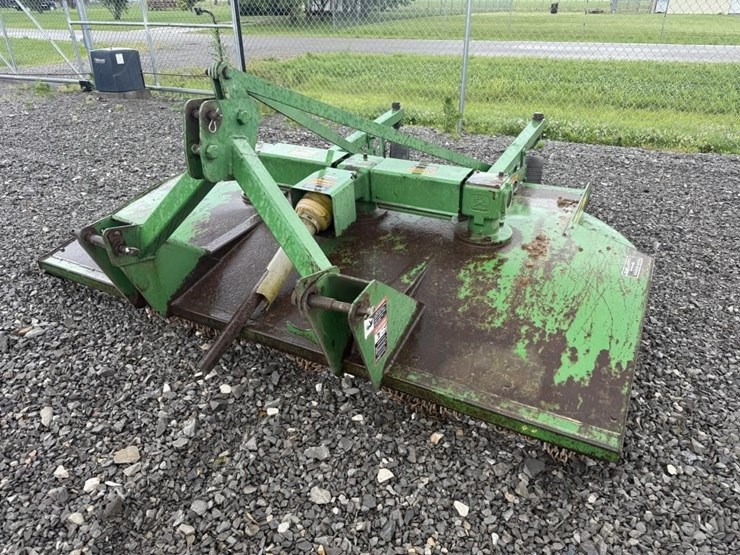 john-deere-8-image-1