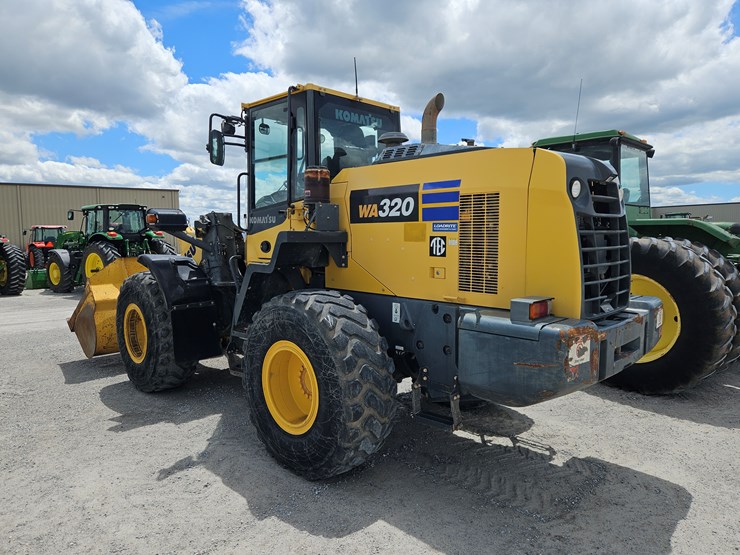 2018-komatsu-wa320-image-14
