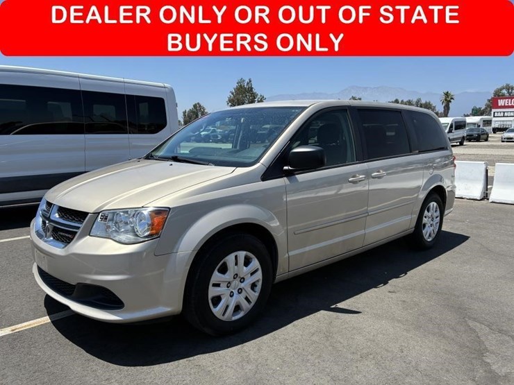 2015-dodge-grand-caravan-image-1