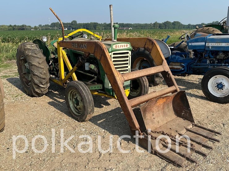 oliver-550-image-1