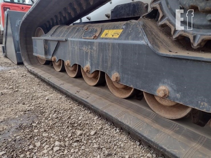 2023-bobcat-t770-image-25