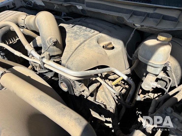 2015-dodge-ram-1500-image-23