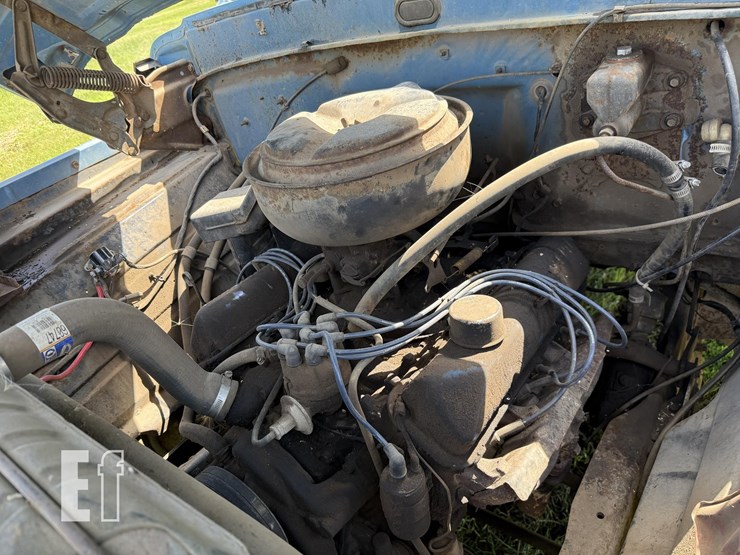 1967-ford-600-image-9