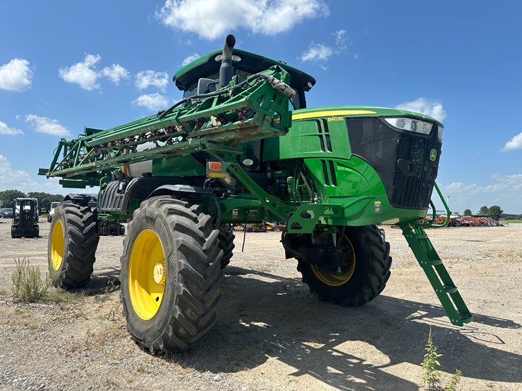 2018-john-deere-r4038-image-2