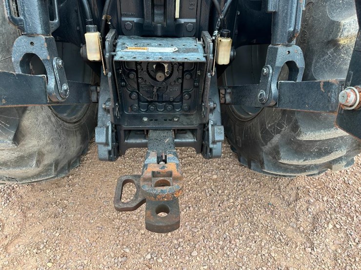 2017-case-ih-magnum-250-image-25