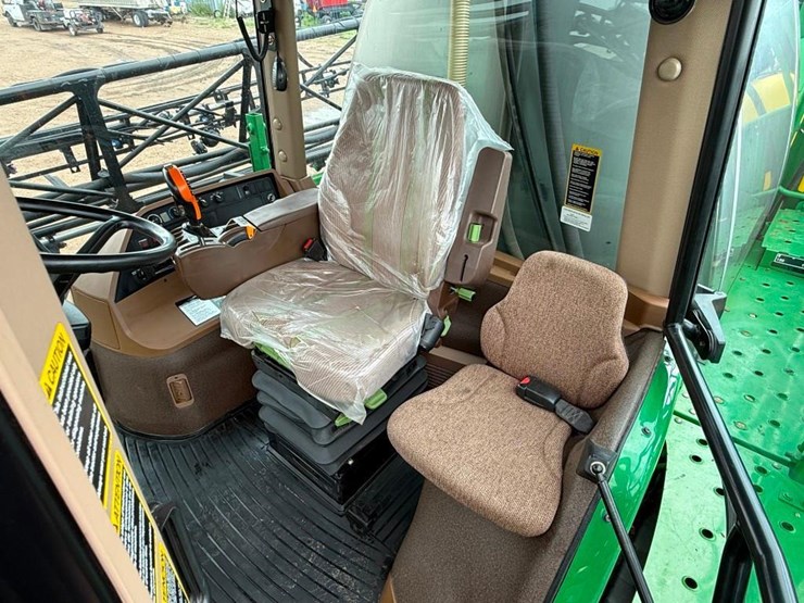 john-deere-4830-image-16