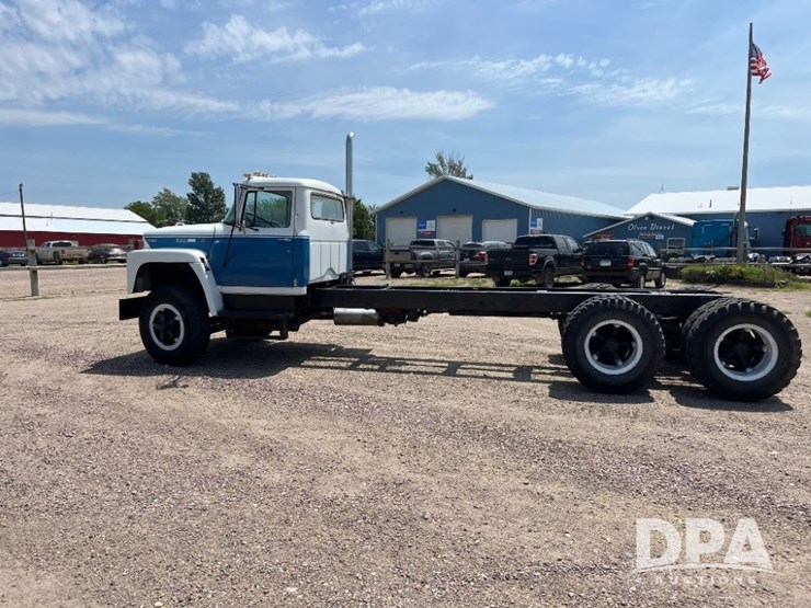 1976-international-loadstar-image-18