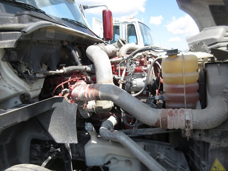 2014-international-prostar-image-21