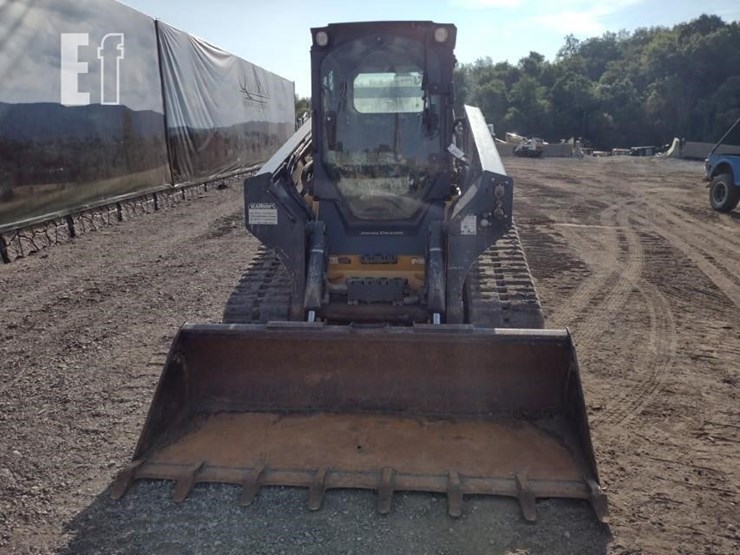 2021-deere-331g-image-2