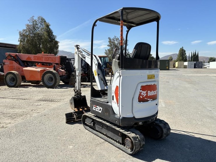 2020-bobcat-e20-image-4
