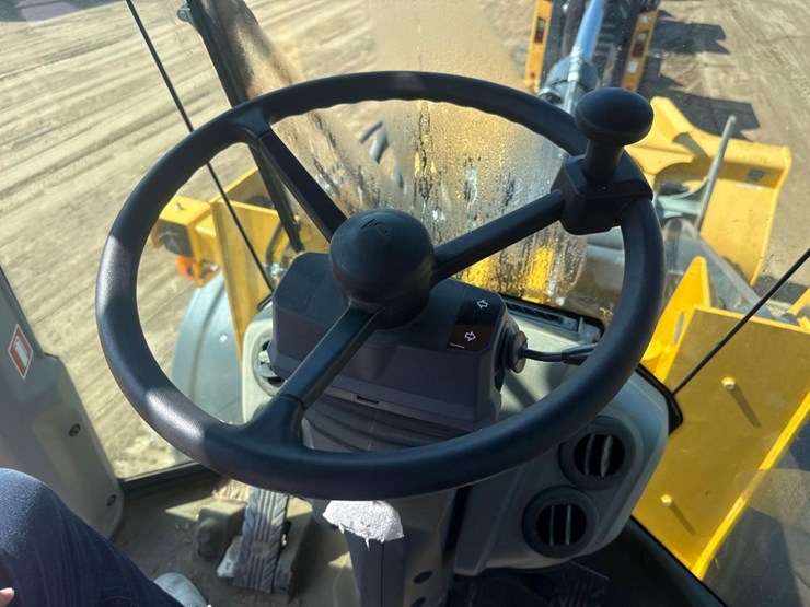 deere-524l-image-36