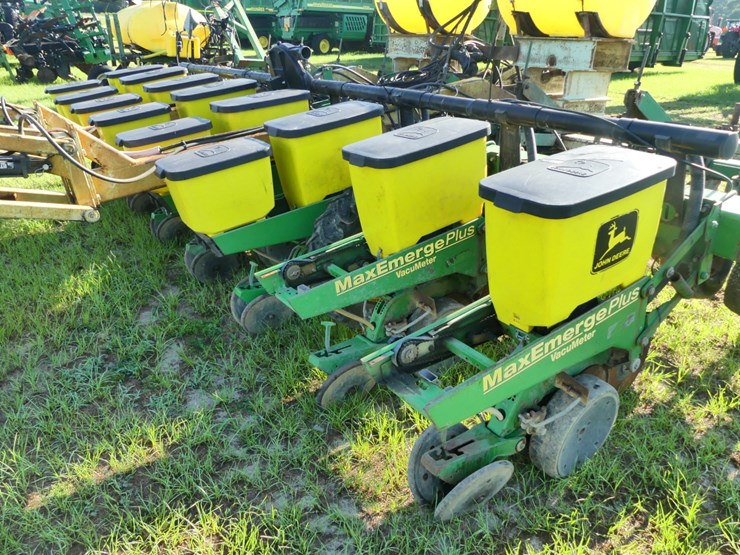 john-deere-1700-image-4
