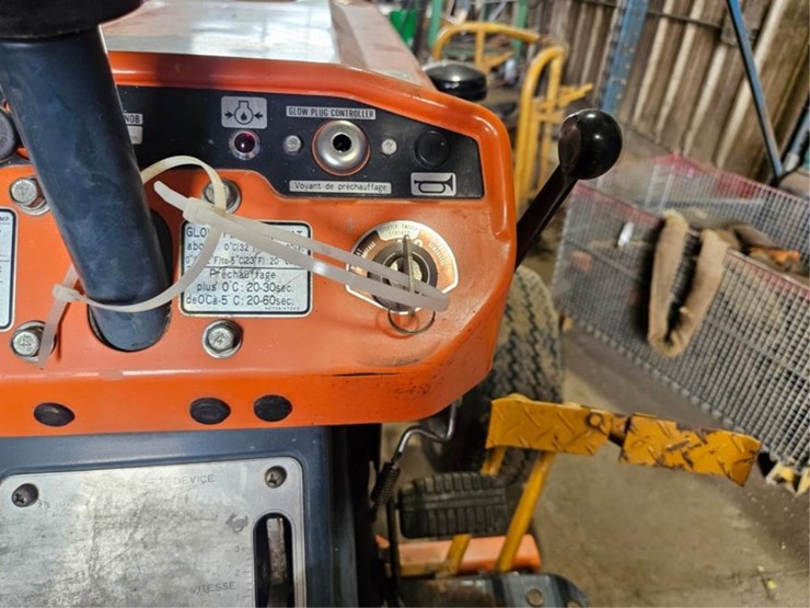 kubota-b7100-image-23