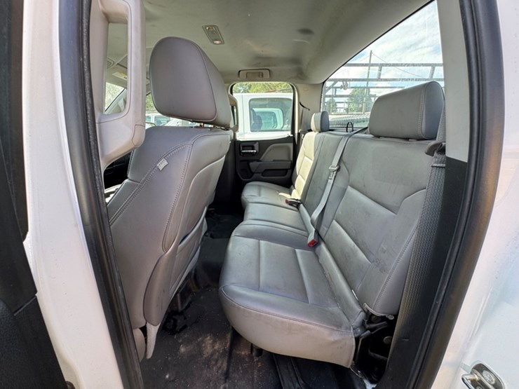 2015-chevrolet-silverado-1500-image-6
