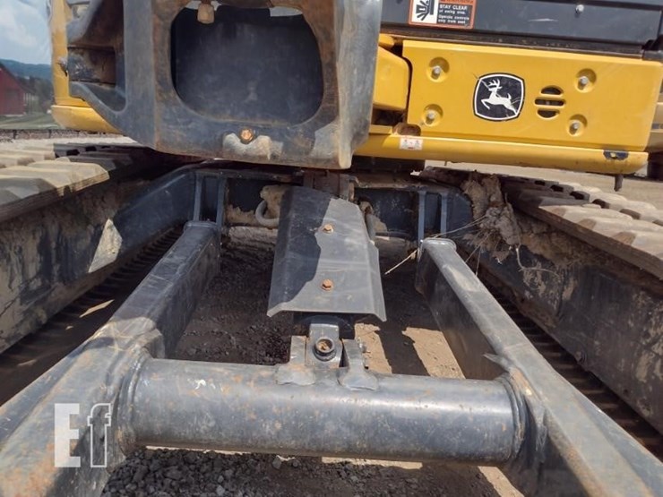 2022-deere-50g-image-23