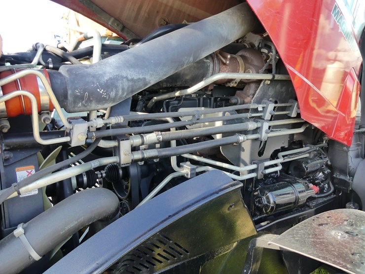 2019-case-ih-magnum-250-image-11