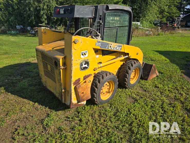 2015-john-deere-315-image-6