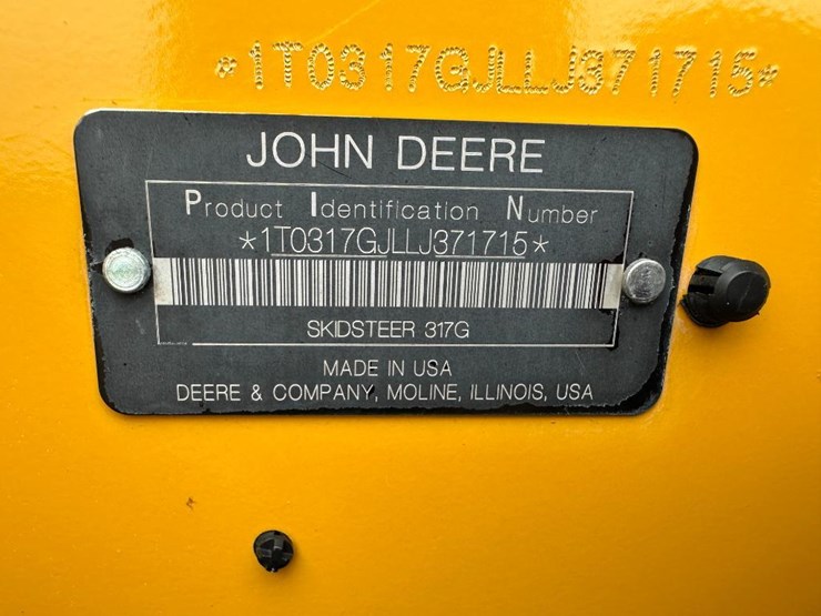 2020-deere-317g-image-54