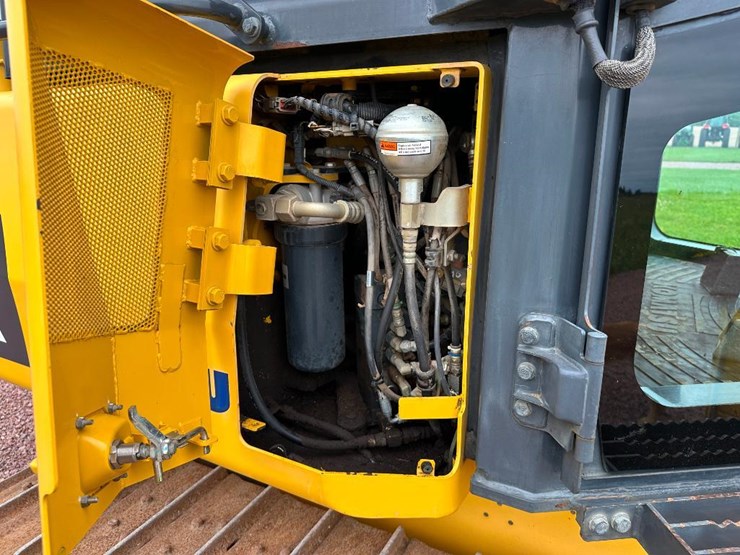 2013-komatsu-d37ex-22-image-42