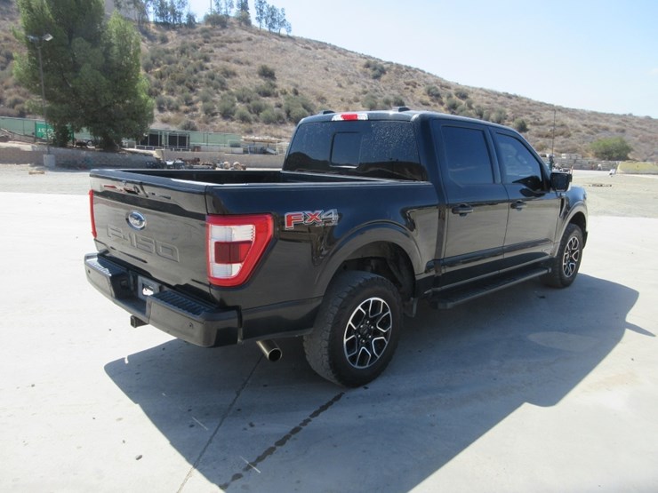 2022-ford-f150-lariat-image-3