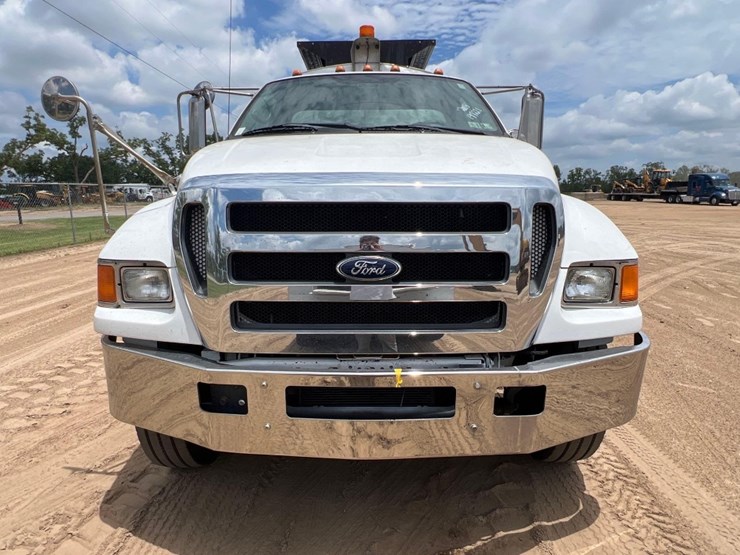2008-ford-f750-xl-image-7