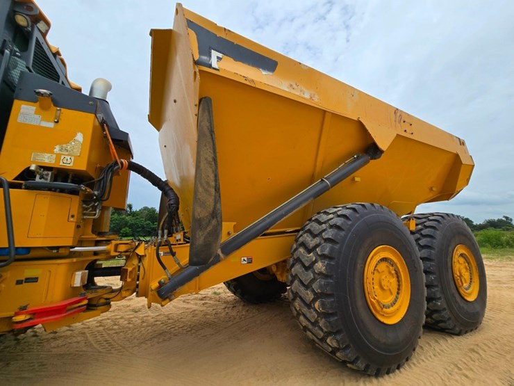 2018-deere-460e-image-18