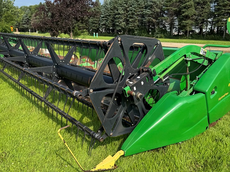 2005-john-deere-630f-image-7