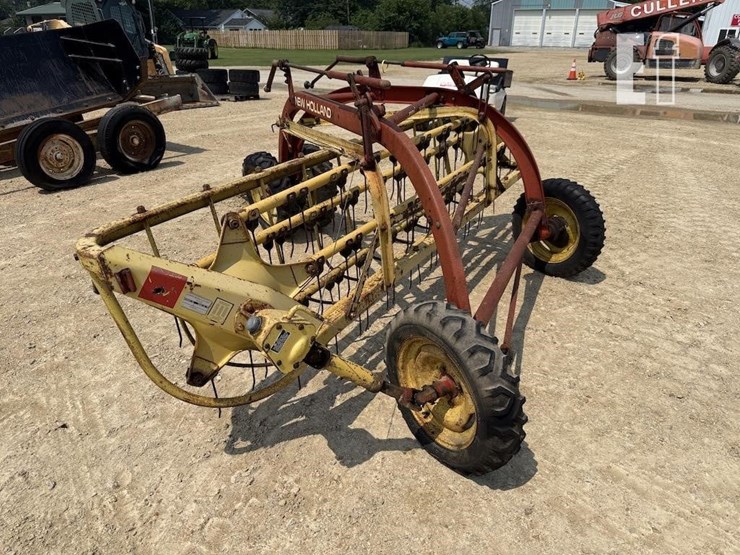 new-holland-256-image-3