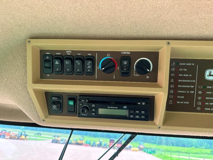 2007-john-deere-9860-sts-image-96