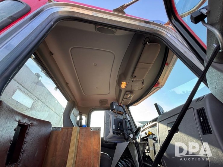 2018-stahly-peterbilt-image-78