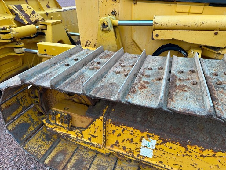 2007-komatsu-d39px-21-image-9