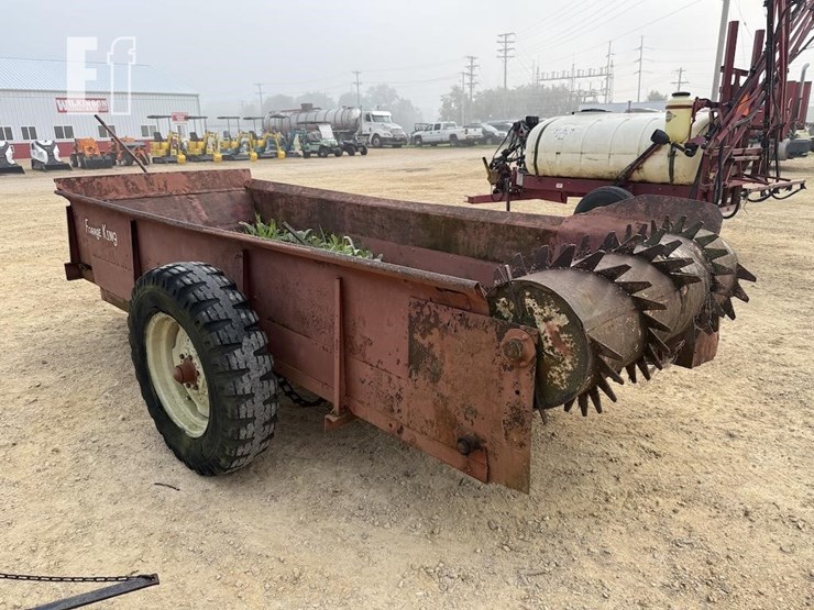 forage-king-spreader-3323-image-6