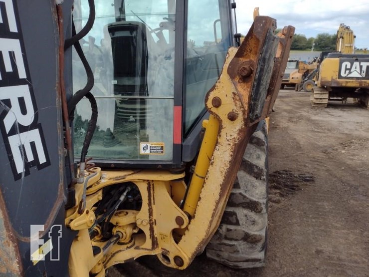 2008-deere-310sj-image-36