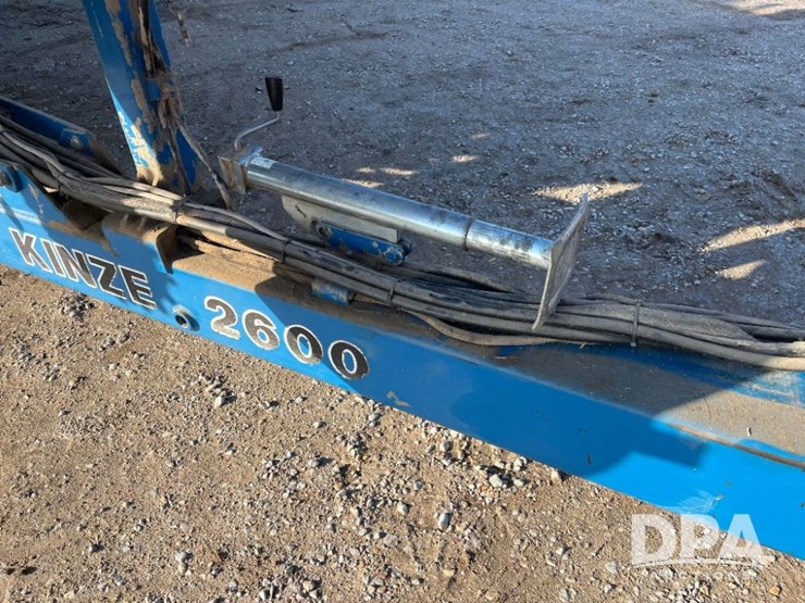 kinze-2600-image-10