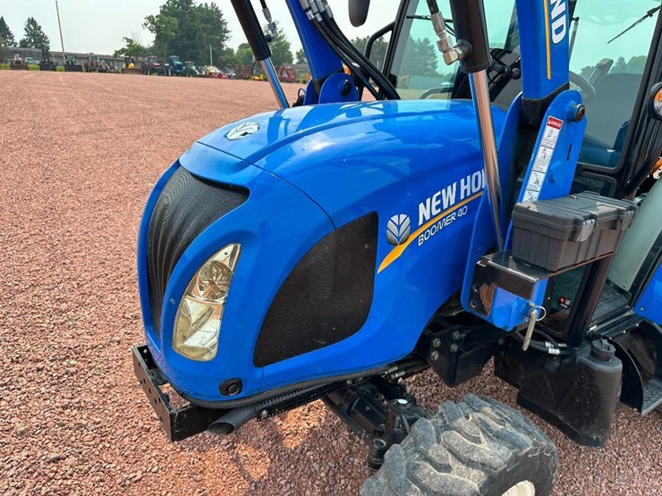 2020-new-holland-boomer-40-image-23