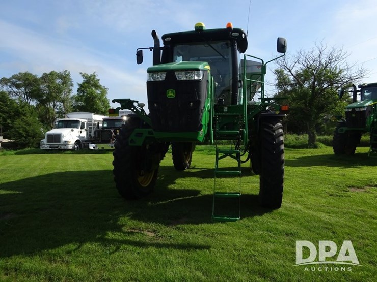 2019-john-deere-r4045-image-6