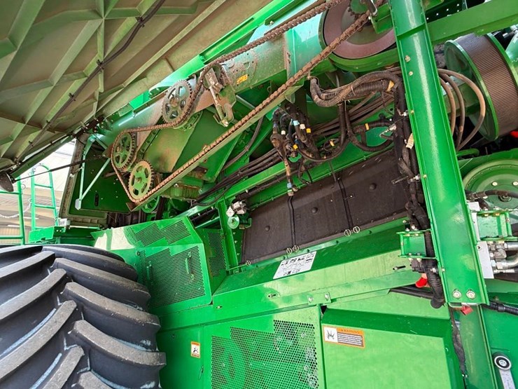 john-deere-s690-image-10